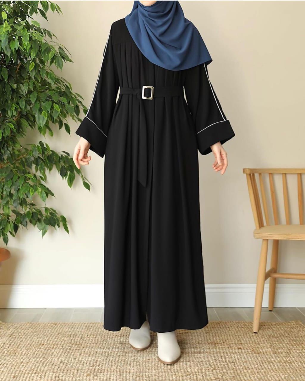 Trending Black Abaya
With Stoller