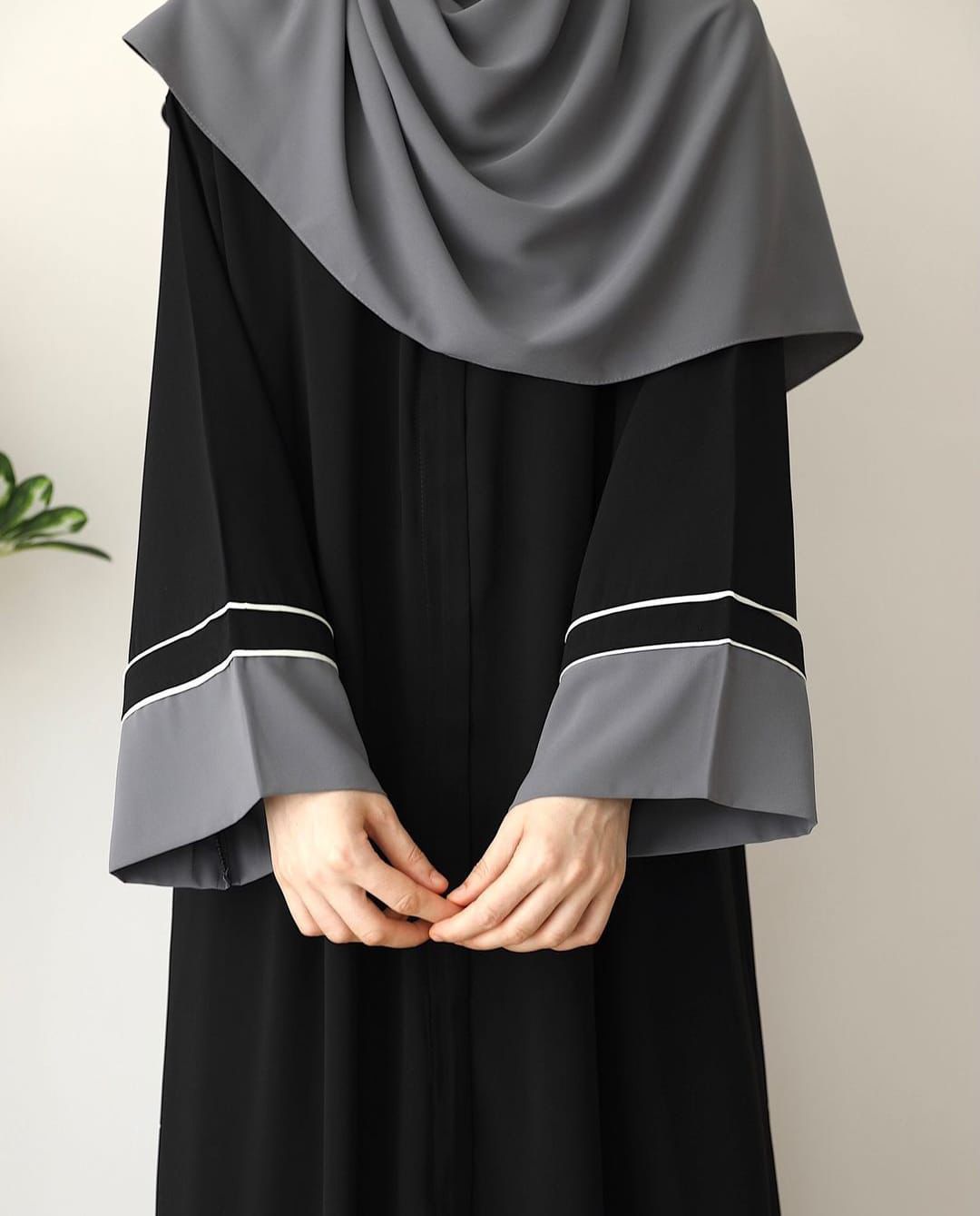 Mystical Abaya With Stoller